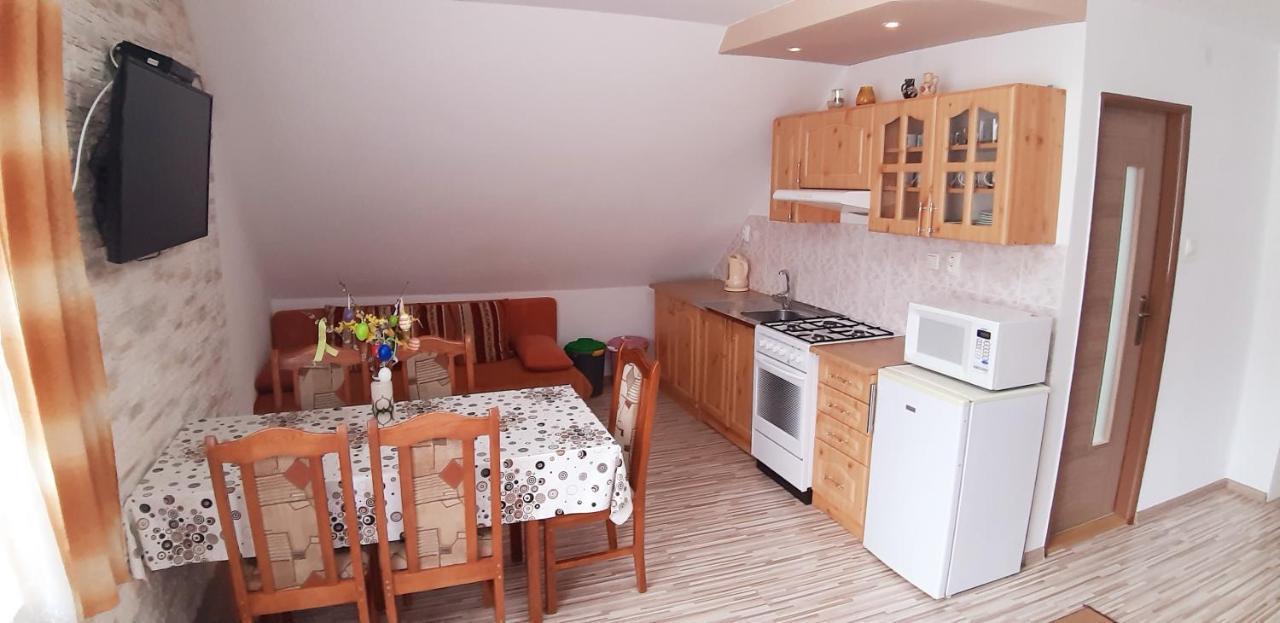 Apartmany Lucky 30 Exteriör bild